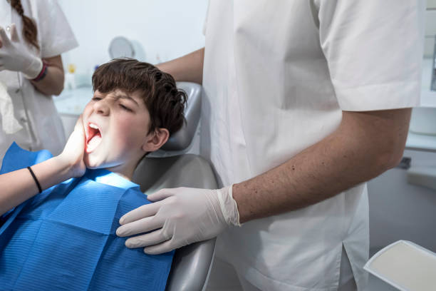 Best Emergency Tooth Extraction in San Saba, TX